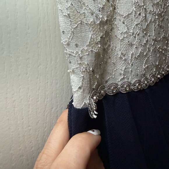 Speechless Kids High-Low Party Dress Lace & Sequins White/Navy Size 7 - Picture 9 of 9